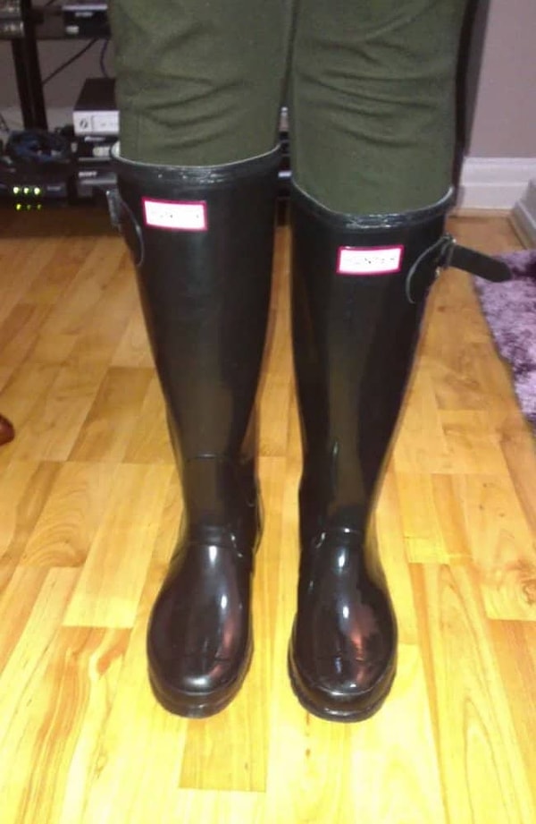 8. Когда купил пару обуви разного размера....