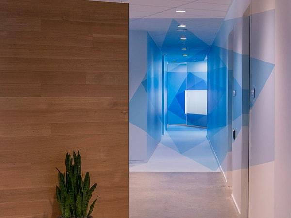 11. Adobe'nin bu göz alıcı ofisi San Jose, California'da. Photoshop'u yaratan şirketten bunu beklerdik zaten.