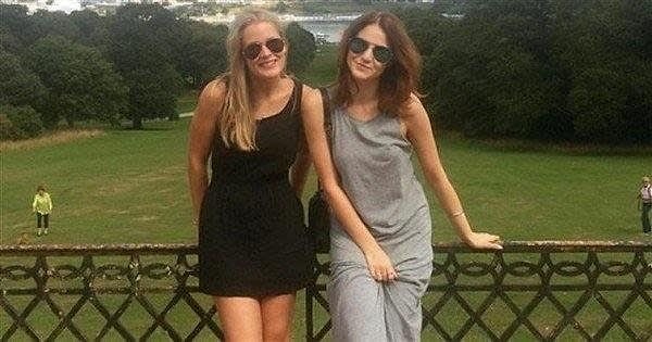 5. Очень близкие поружки 😳