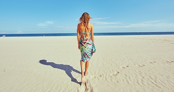 9. Он говорит: «Давай спланируем отпуск чуть позже», и ты понимаешь: