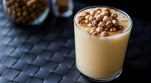 6. Leblebi ve boza... "Leblebiyi almayı unutma!" uyarısıyla gidilir bozacıya.
