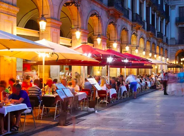 1. В какой из этих стран самая низкая плотность населения?