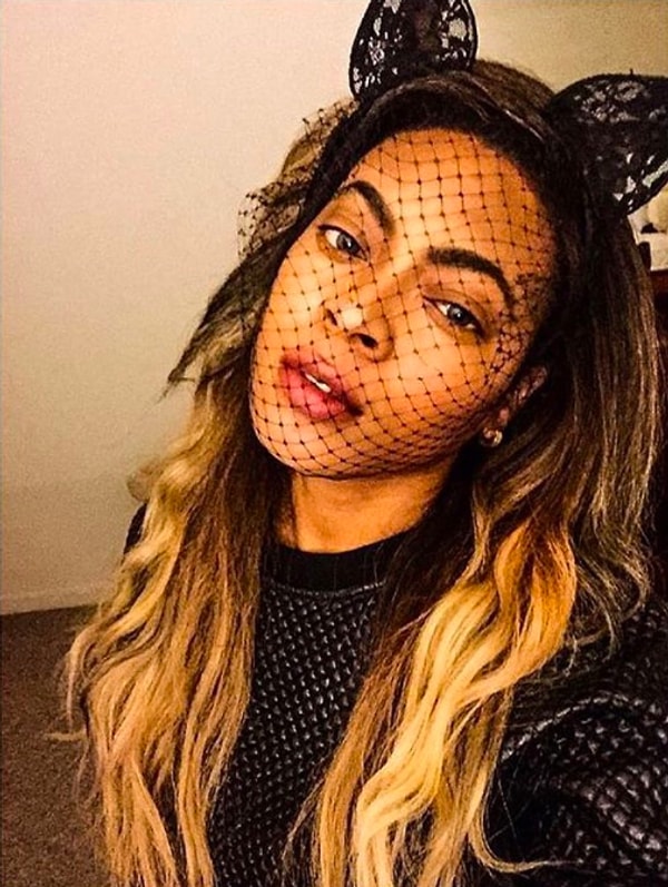 И Бриттэни в целом соглашается с этим утверждением. Её раздражает только одно: когда говорят, что она копирует стиль Бейонсе и подражает певице 😐