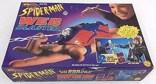 8. Дети все еще обожают играть в Человека-паука