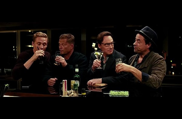 7. "Четверо против банка"