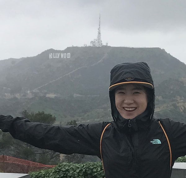 7. Никто не знает, как водить машину во время дождя, поэтому в дождливую погоду город замирает словно во время снегопада ❄️