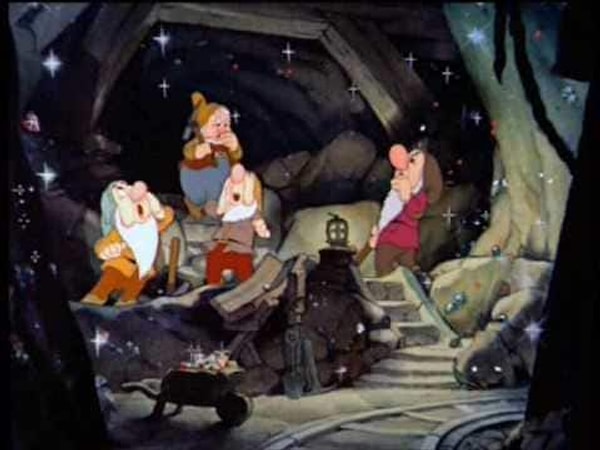 8. Что делают семеро гномов с богатством, которое они добывают из-под земли?