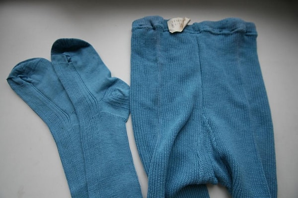 11. Когда открываешь подарок, а там снова одежда