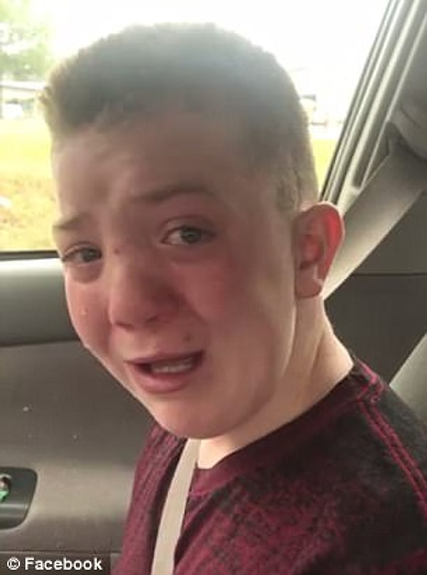 2. Тогда Китон боялся идти на ланч, и его маме пришлось забрать его со школьного обеда.