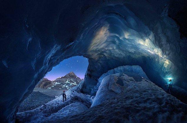 16. Athabasca Mağarası - Juan Pablo De Miguel (Kırılgan Buz Kategorisi Şeref Ödülü)