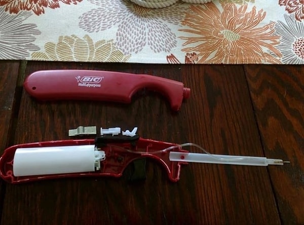 1. Вы знали, что внутри электророзжига находится обычная зажигалка?