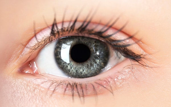 У вас серые глаза!