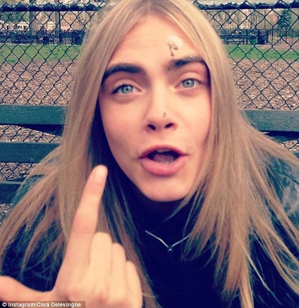 12. Кара Делевинь