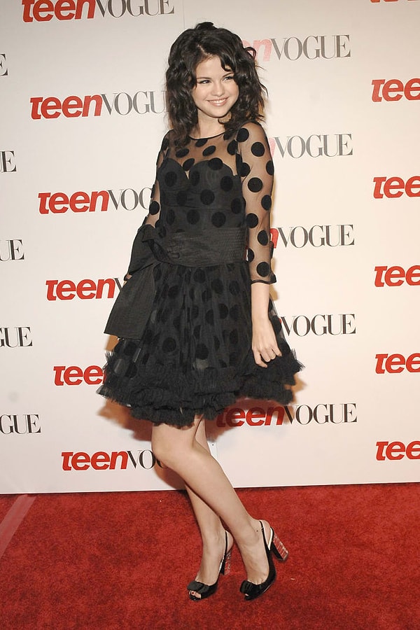 16. Селена Гомес (2008 vs. 2017)