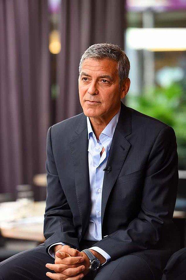 Film sektöründe adını herkese duyurmuş başarılı yönetmen ve oyuncu George Clooney, üne kavuştuğunda arkadaşlarına sırtını dönmedi. Aksine çok vefalı bir arkadaş çıktı! 😌