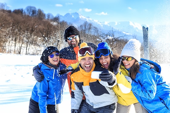 Kış Sporlarıyla Aşk Yaşayan Sevdiklerinizin Bu Yılbaşı Sizden Heyecanla Beklediği 13 Hediye