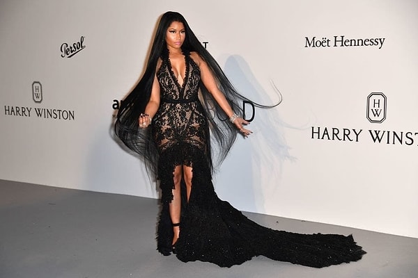 9. Ники Минаж