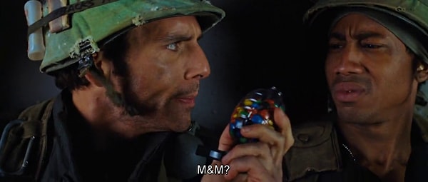 5. Киномиф: Можно залихватски выдернуть чеку гранаты зубами