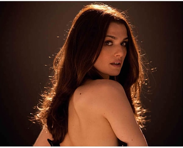 2. Рэйчел Вайс - 47 лет