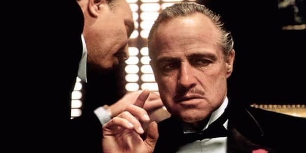 8. Картину "Крестный отец" срежиссировал...