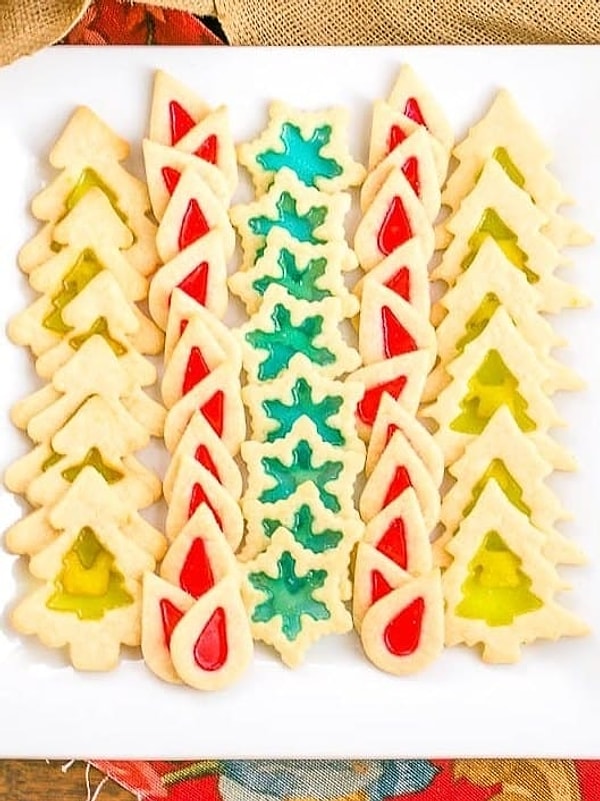 12. На Новый год вам явно лучше воздержаться от готовки...