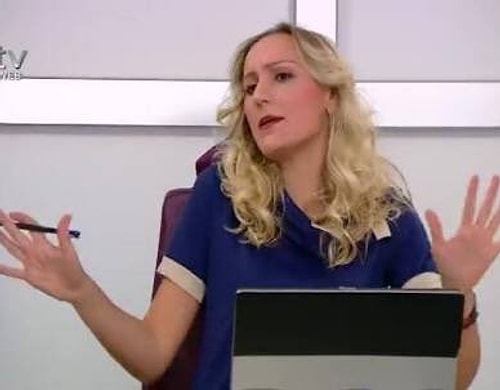 Televizyon Dünyasıyla İlgili Attıkları Komik Tweetlerle Hafta Boyunca Güldüren 17 Kişi