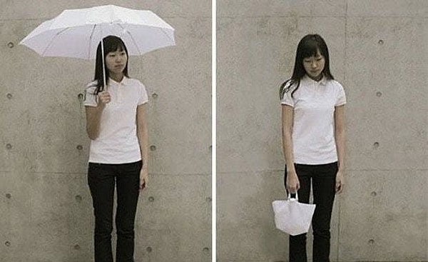 11. Зонтик превращается... В элегантную сумку!