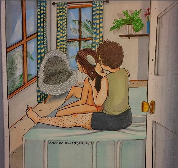 12. Расчесывать ее волосы...