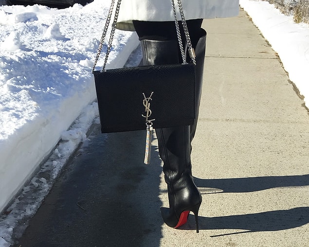Yves Saint Laurent çantanın fiyatı 1.750 Euro, yani 7.945 TL.