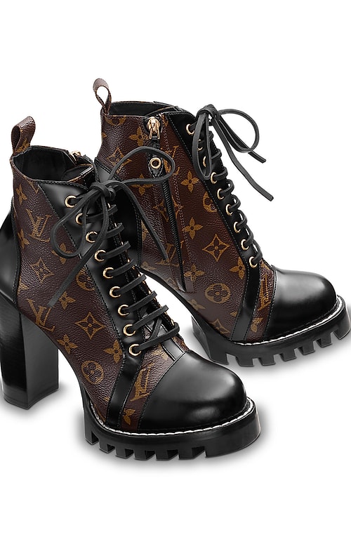 Louis Vuitton marka çantanın fiyatı 7.063, botların fiyatı 4.670 TL.