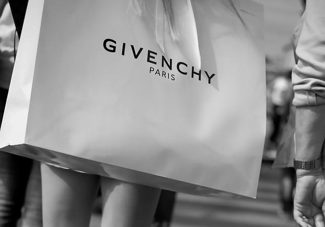 8. Givenchy - Jivanşi