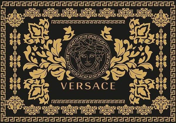 35. Versace - Versaçe