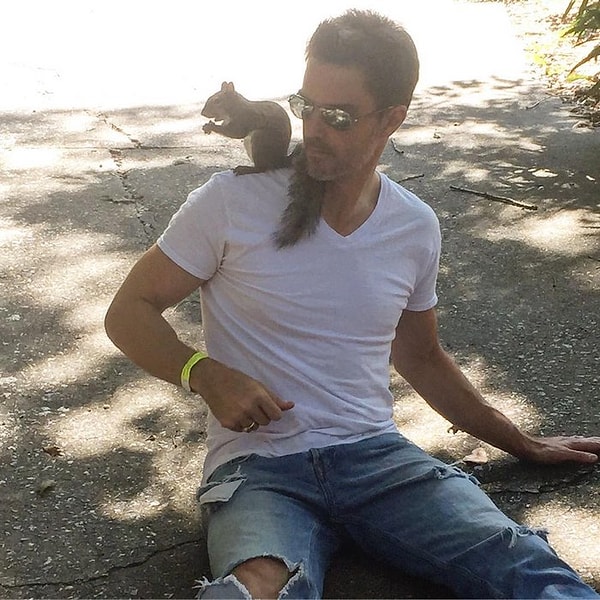 Ребята даже создали для Беллы страничку в Инстаграм.