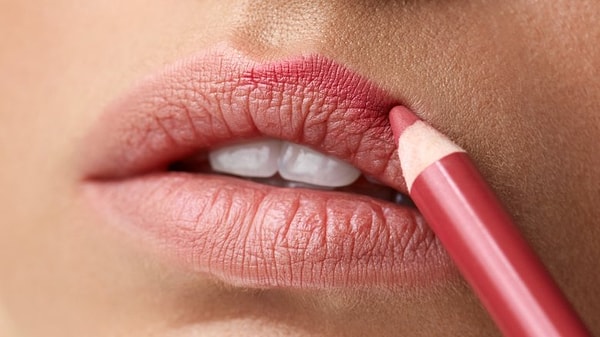 5. Перебор с карандашом для губ