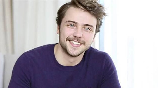 6. Tolga Sarıtaş