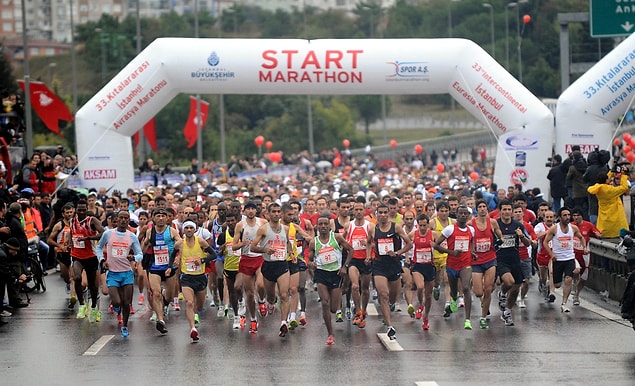 6. Güzel sebepler, yardım, bilinç arttırma gibi amaçlarla yapılan maratonlara katılın ve bol bol antrenman yapın.