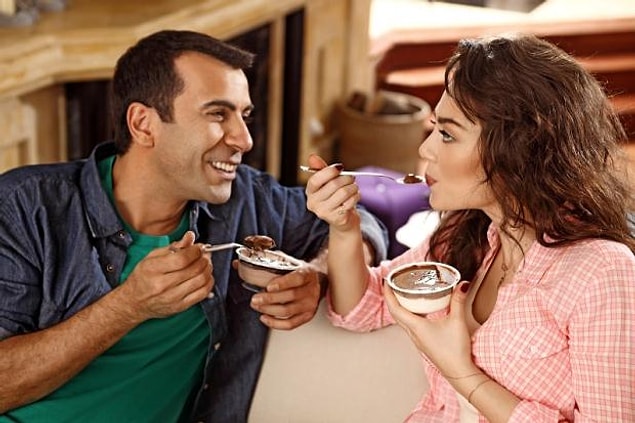 11. Demet Evgar - Emre Karayel