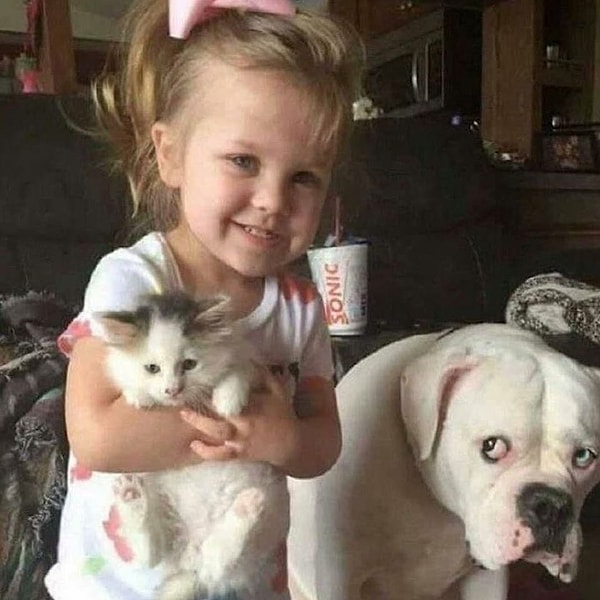 8. Ревновать. "Неужели она меня разлюбила?!". "На кого она меня променяла?" 😄