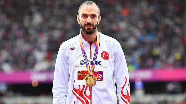 22. Dünya Atletizm Şampiyonası'nda Türkiye, Ramil Guliyev ile tarihindeki ilk altın madalyayı kazandı.