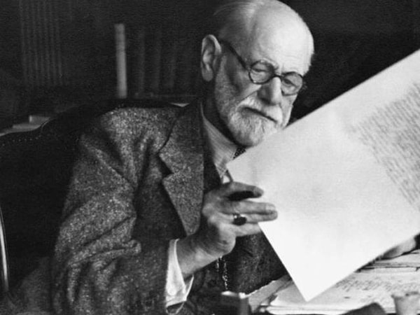 Вас вылечит Зигмунд Фрейд!