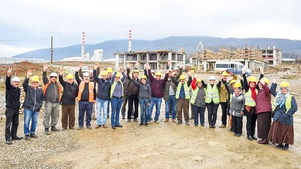 Ailelerin haklarını alması 15 yıl sürdü ve TOKİ'nin ikna olmasıyla kendilerine 41 dönümlük arazi tahsis edildi.