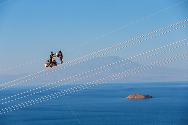6. Yüksekte ekmek parası mücadelesi. 📷 Özkan Bilgin