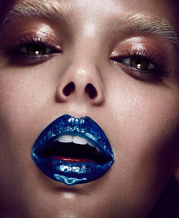 10. Какая помада меньше всего подойдет для макияжа в стиле вамп?