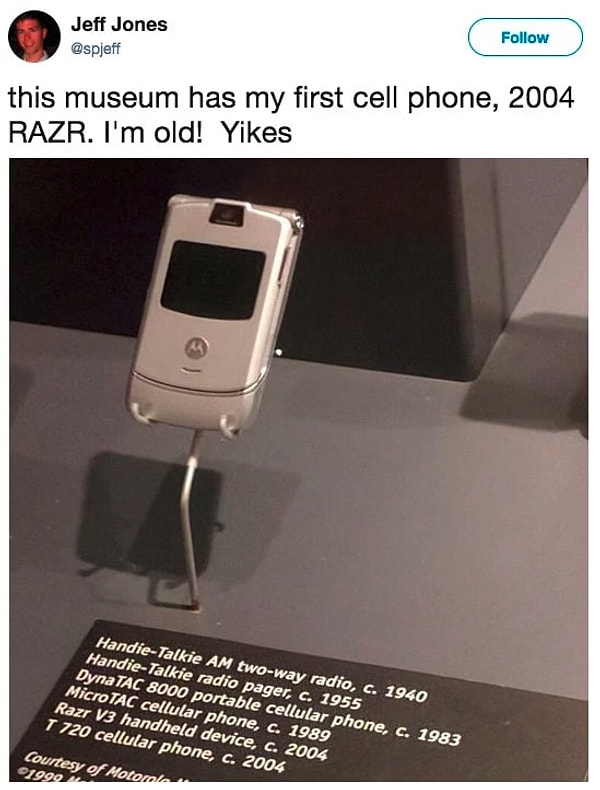 5. На знаменитую раскладушку Motorola можно поглазеть не где-то, а... в музее!