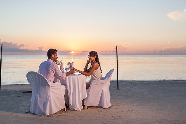 1. В вашей жизни есть человек, с которым вы хотели бы быть вместе?