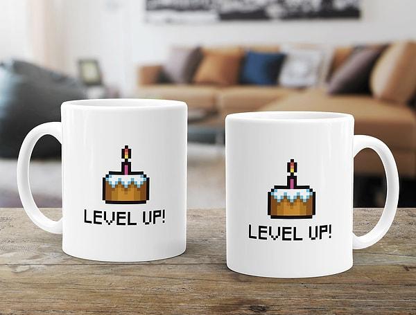 8. Doğum tarihi Ocak ayında olan arkadaşlarınıza düşünmeden alabileceğiniz, hem yılbaşı hem doğum günü hediyesi olacak bu Level Up kupa