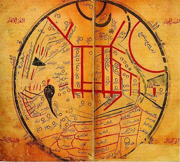 1. Türk Lehçeleri Divanı anlamını taşıyan ve 11. yüzyılda Kaşgarlı Mahmut tarafından kaleme alınan Divanü Lugati't-Türk ve Piri Reis'in haritası da "Dünya Belleği Kütüğü"ne kaydedilen eserler arasına girdi