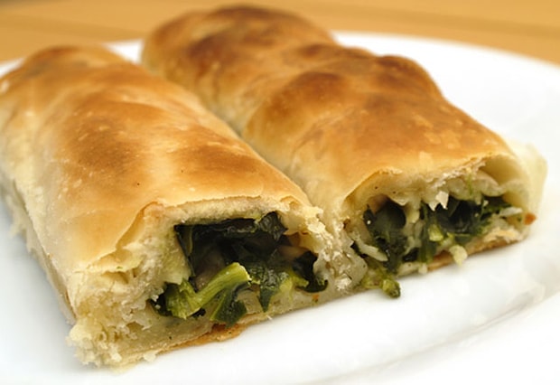 Ispanaklı Börek