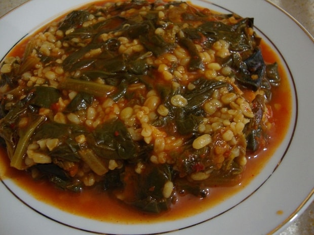 Ispanak Yemeği