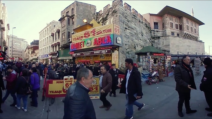 İstanbul'da Kaybolan Furkan ve Görkem'i Bulabilecek misin? (360° Video)